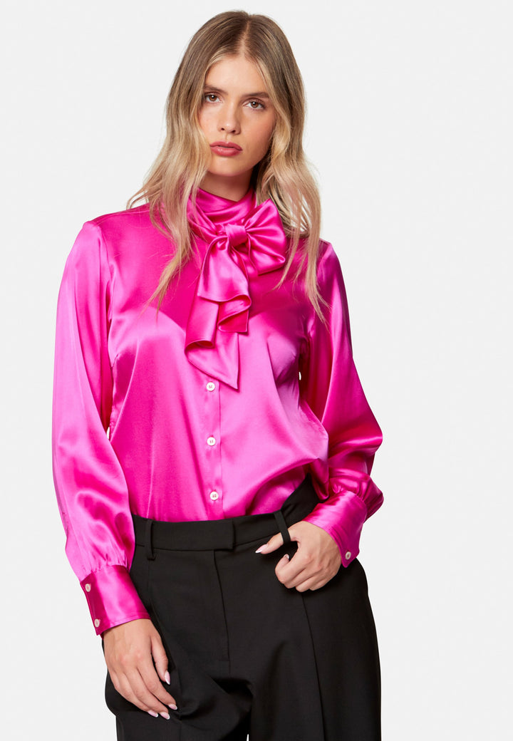 Woman wearing Silk Pussybow Blouse
