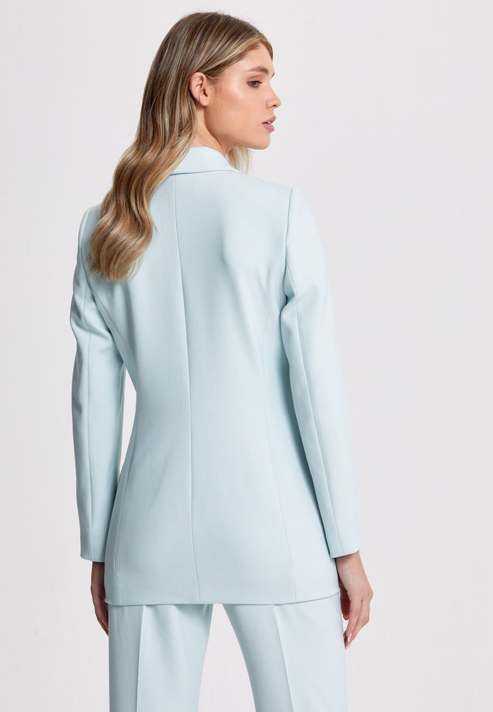Darcie, a minimalist wardrobe must-have. This investment-worthy tailored tux jacket is engineered with a classic shawl collar and simple jeet pockets. Cut to a semi fitted silhouette with a single button closure. Fabricated in our signature double crepe with a hint of stretch. The perfect balance between classic & elegance. Pair with a simple tee or elevate the look with the co-ordinating kelly pant.
