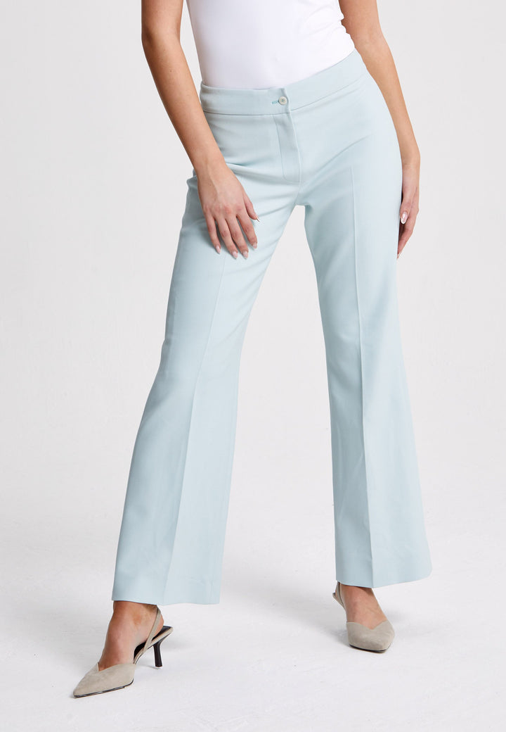 Kelly, an iconic summer mist flare pant. Crafted in sustainable double crepe with a hint of stretch. Revisit the 70's for this season’s game-changing look. Flares are sophisticated, comfortable & leg-lengthening. Guaranteed to flatter the form & never far from fashion’s front line.