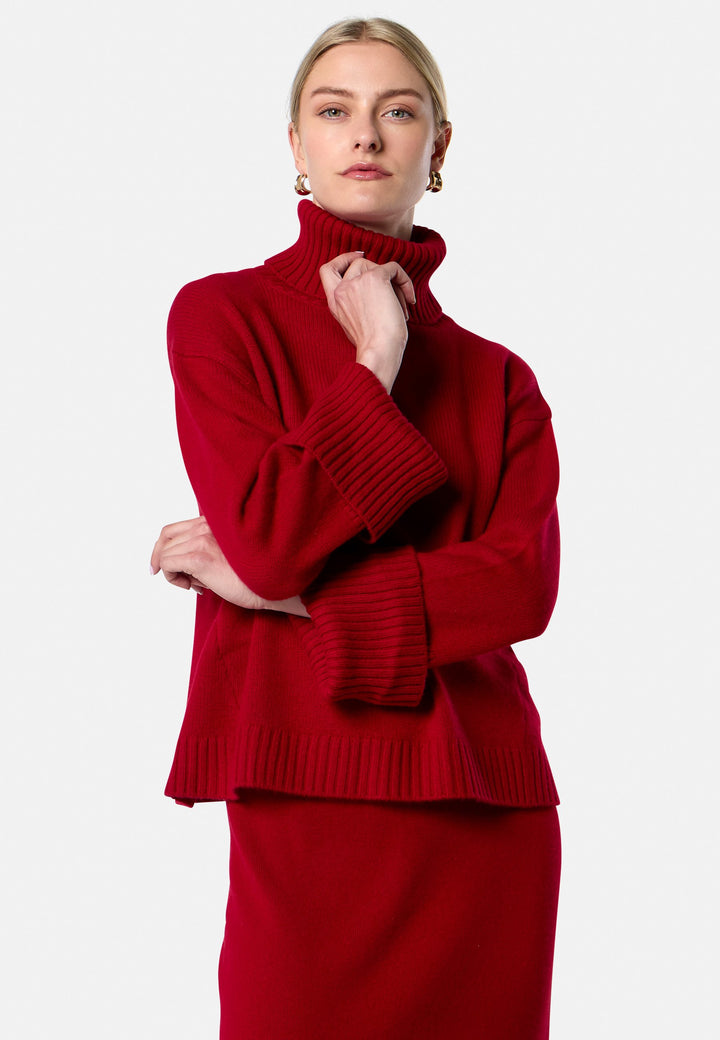 Carol Chunky Ruby Red Cashmere Roll-Neck Sweater