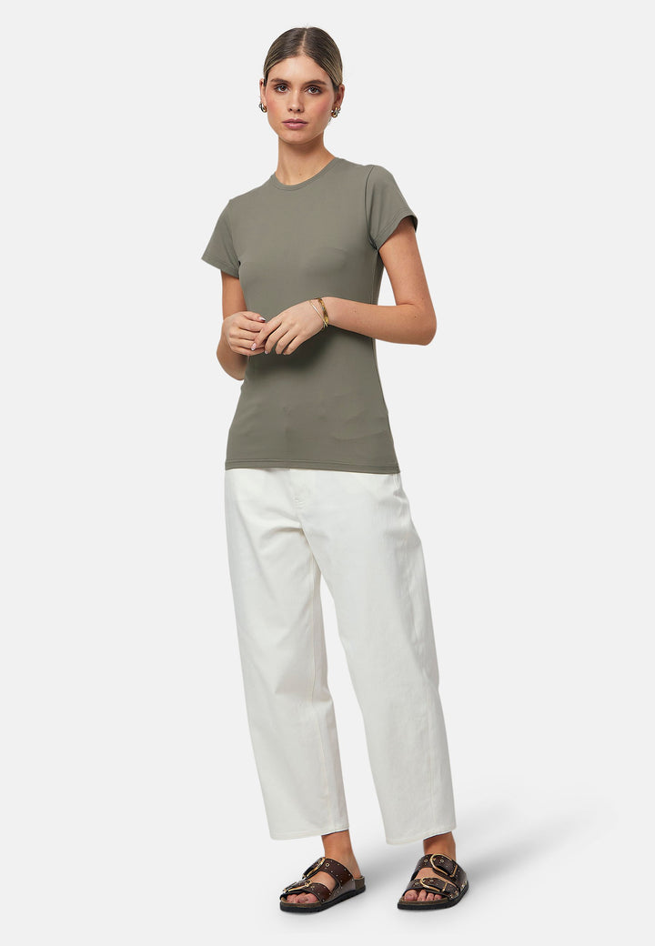 Our best-selling take on a classic tee. Luxe stretch jersey and a neat round neck make this one of our most revered essentials.