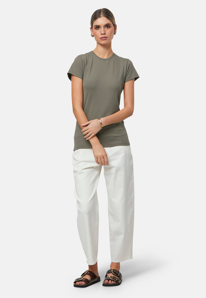 Our best-selling take on a classic tee. Luxe stretch jersey and a neat round neck make this one of our most revered essentials.