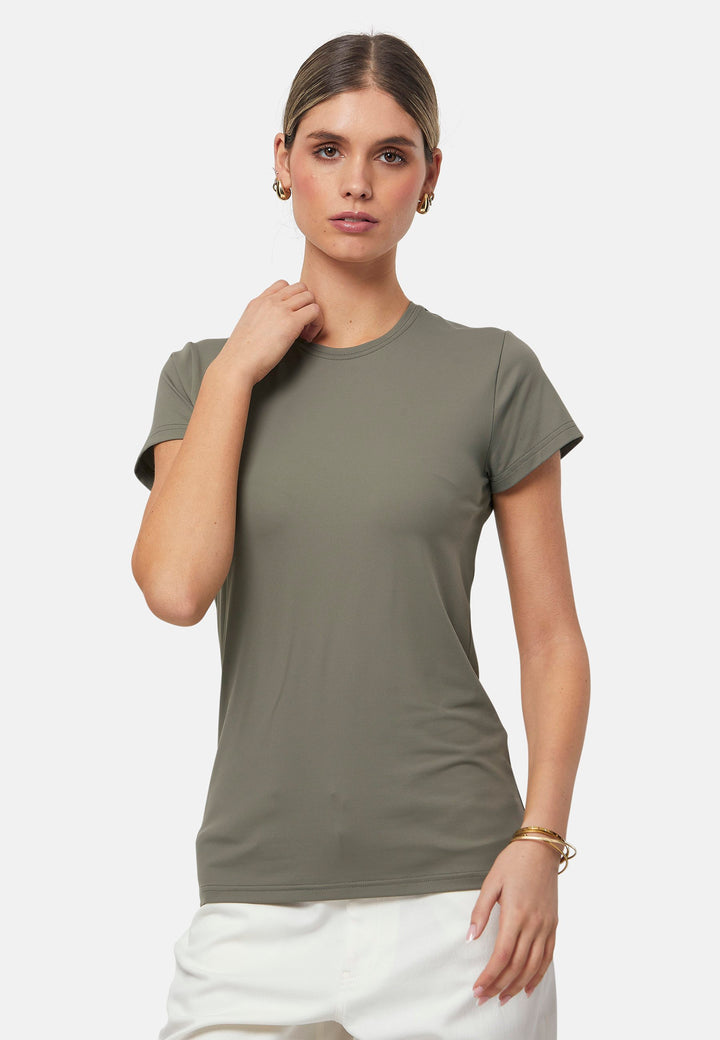 Our best-selling take on a classic tee. Luxe stretch jersey and a neat round neck make this one of our most revered essentials.