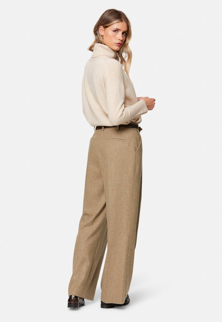 Lyra Soft Umber Trousers
