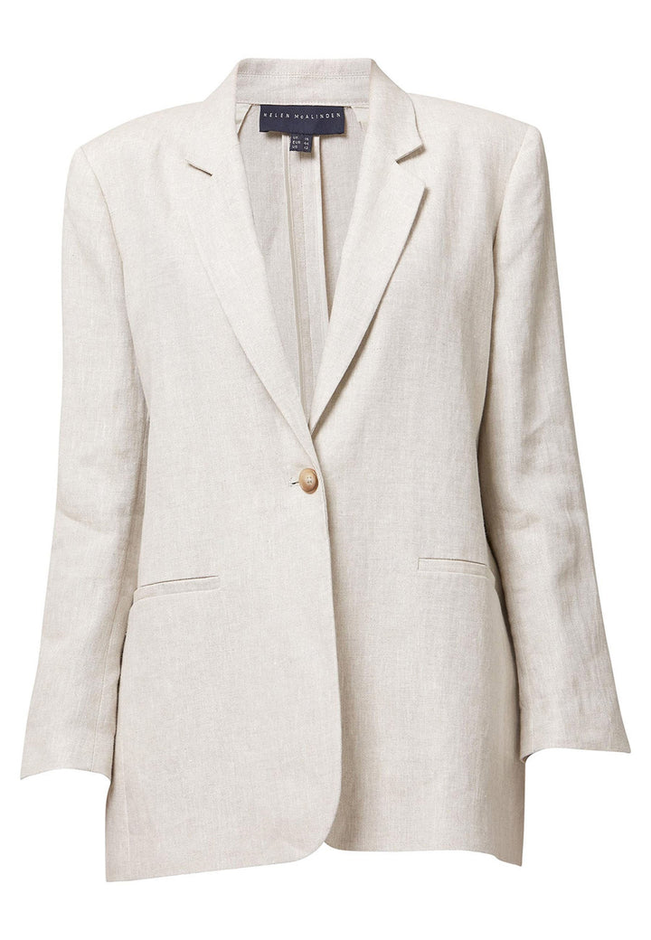 Cassie, the investment-worthy oatmeal linen blazer. The ultimate summer attire. Minimalist styling with a single button fastening. An oversized and slightly boxy silhouette. Wear it with a simple tee and the co-ordinating Vanessa pant with trainers for a chic and contemporary look.