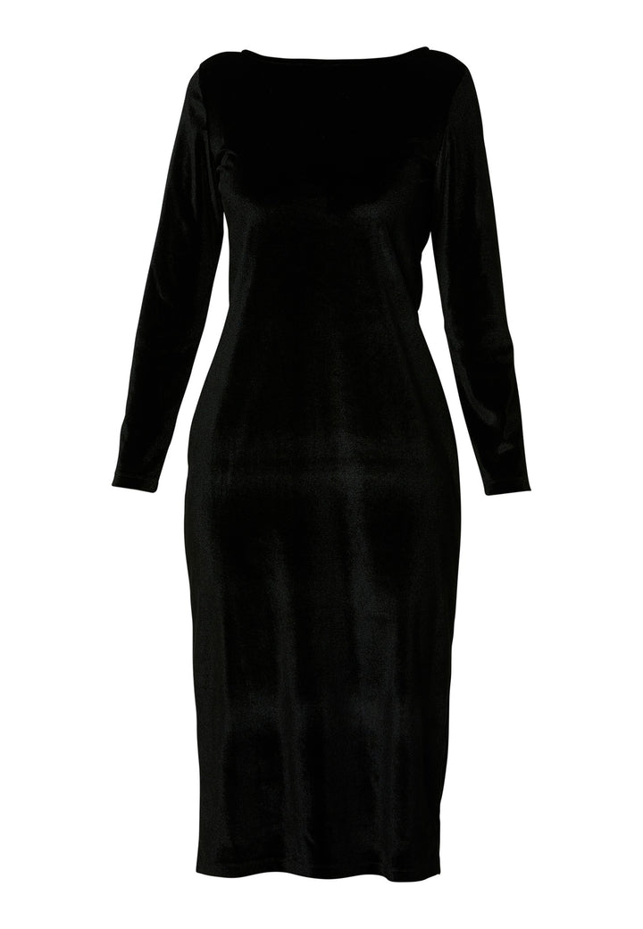 Introducing the Jamie Black Velvet Dress, a captivating bodycon dress that exudes timeless elegance. This dress features super full-length sleeves, providing a sophisticated and chic look. Crafted from a velvet black fabric, it adds a touch of glamour to your ensemble. 